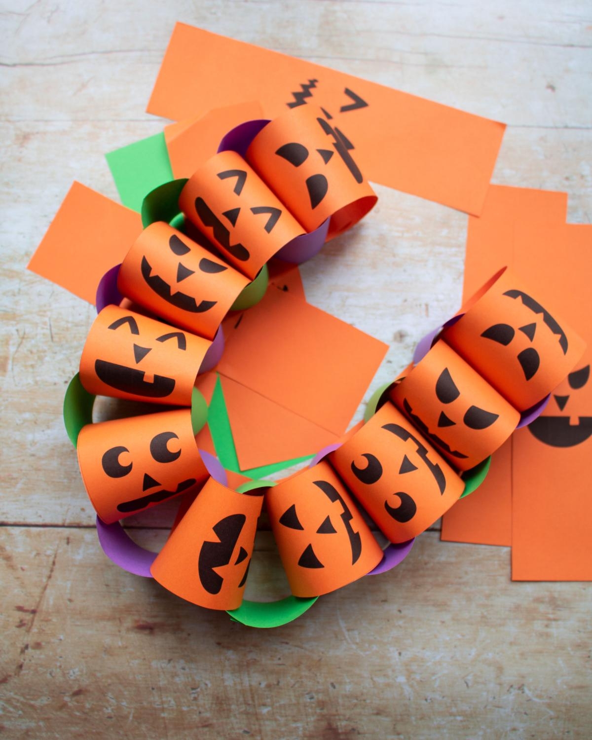 FREE Printable Halloween Paper Chains Rainy Day Mum FREE Printable Halloween Paper Chains Rainy Day Mum
