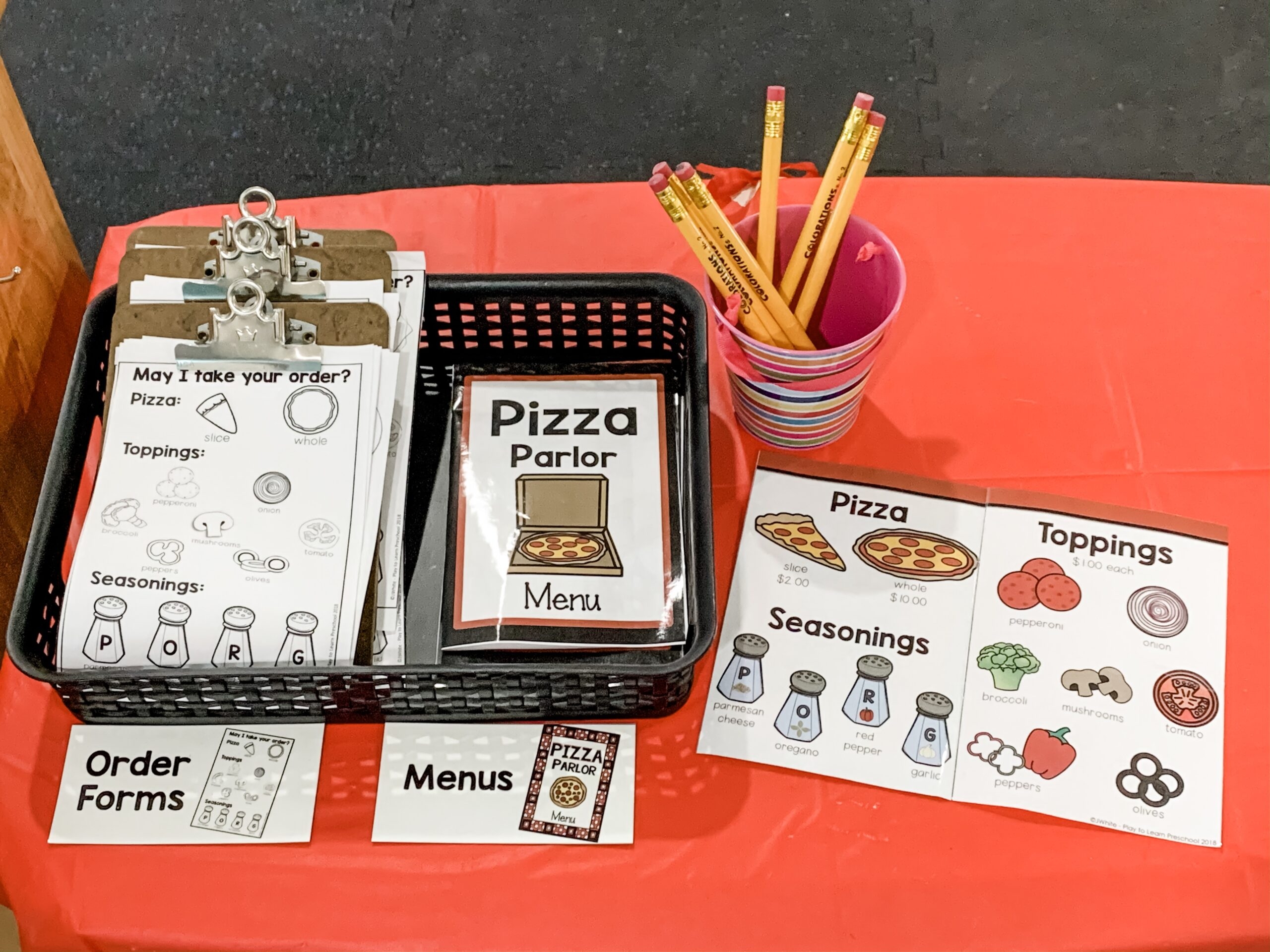 Preschool Pizza Parlor Dramatic Play Center